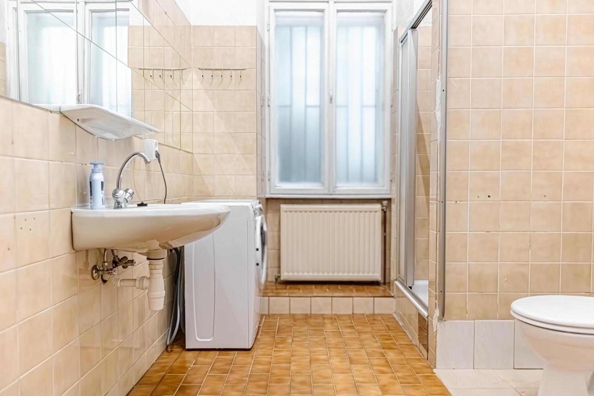 Chic Apartment - Very Central And Well Connected Wien Eksteriør bilde
