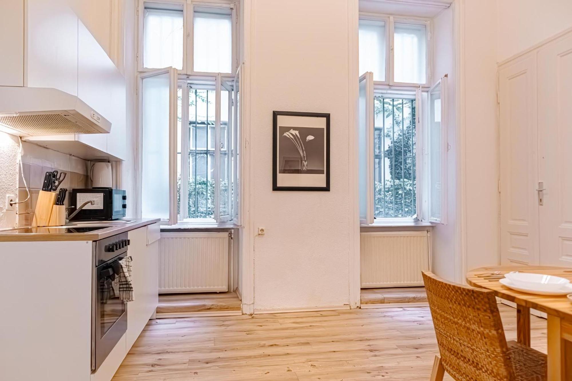 Chic Apartment - Very Central And Well Connected Wien Eksteriør bilde